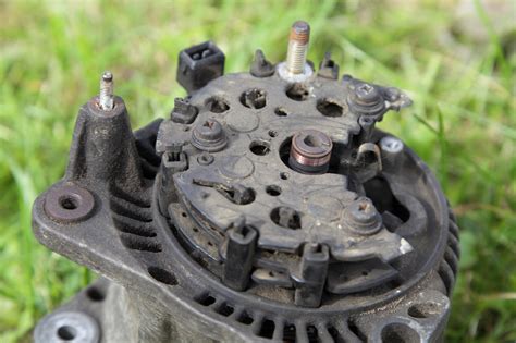 can you jumpstart a car with a bad alternator