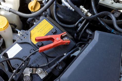 does jump starting a car damage the alternator